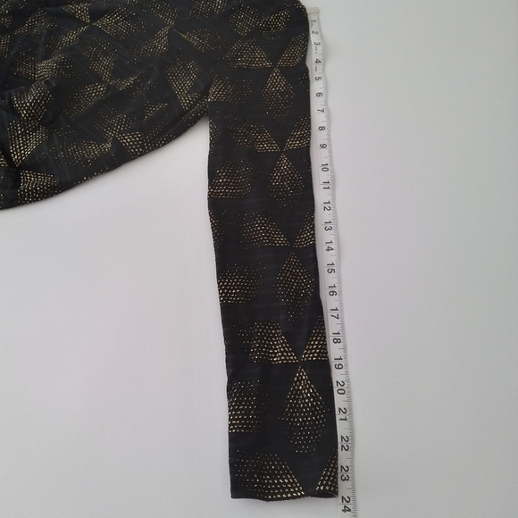 Like New! Vince Camuto Black And Gold Long Sleeve Cocktail Dress - Picture 12 of 13